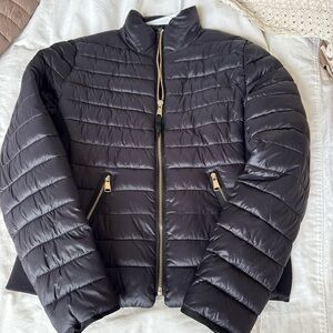 Source Unknown Black Quilted Puffer Jacket with Gold Zippers